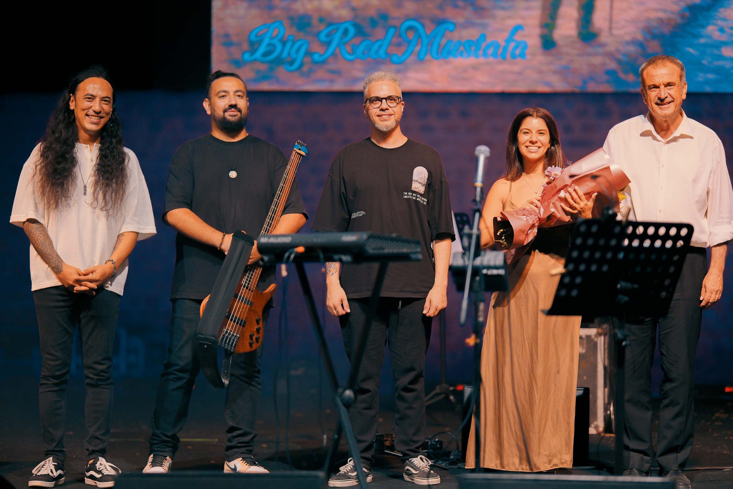 Gazimağusa’da Magnetic Faces Trio konser verdi