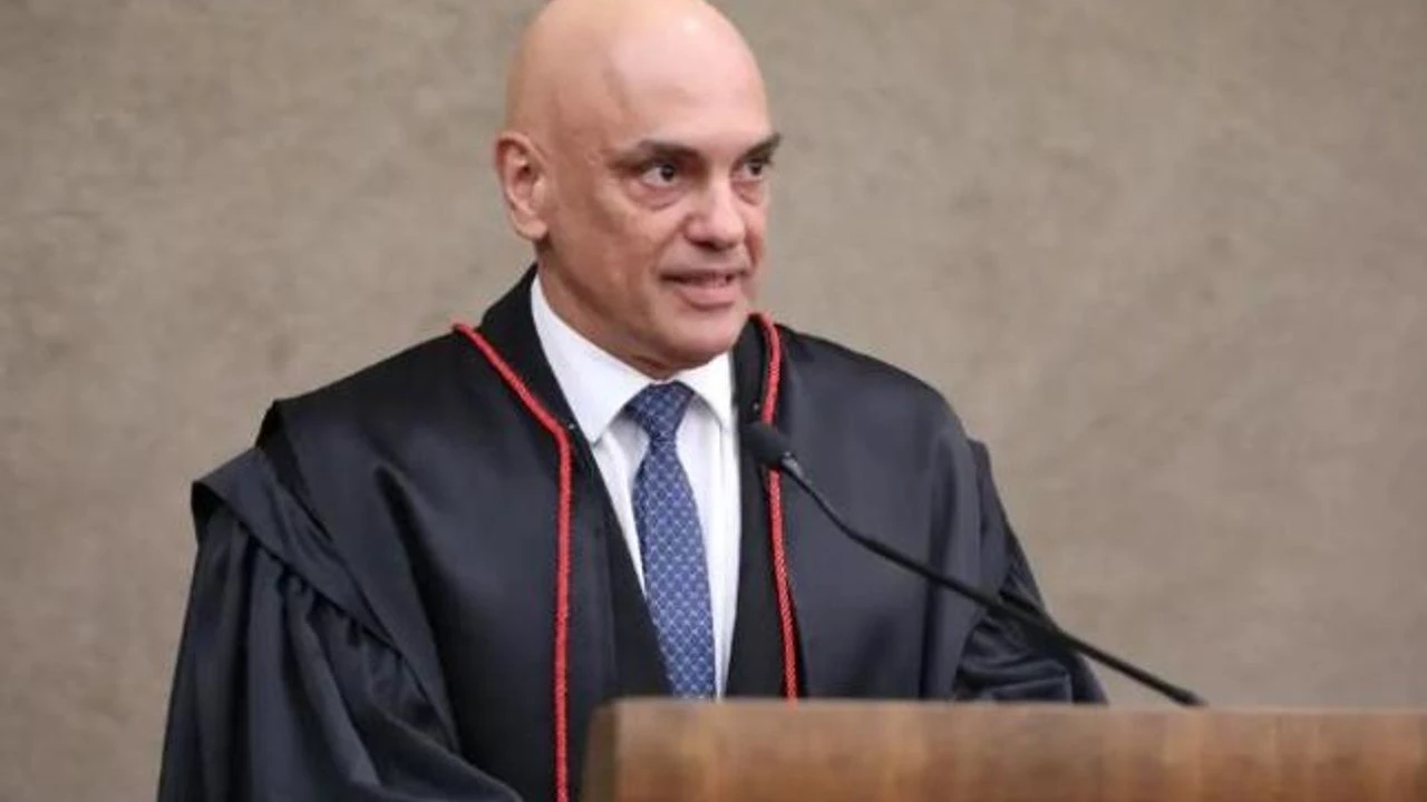 ABD’nin hedefindeki Brezilyalı Yargıç Moraes yaptırımları “görmezden geleceğini” belirtti