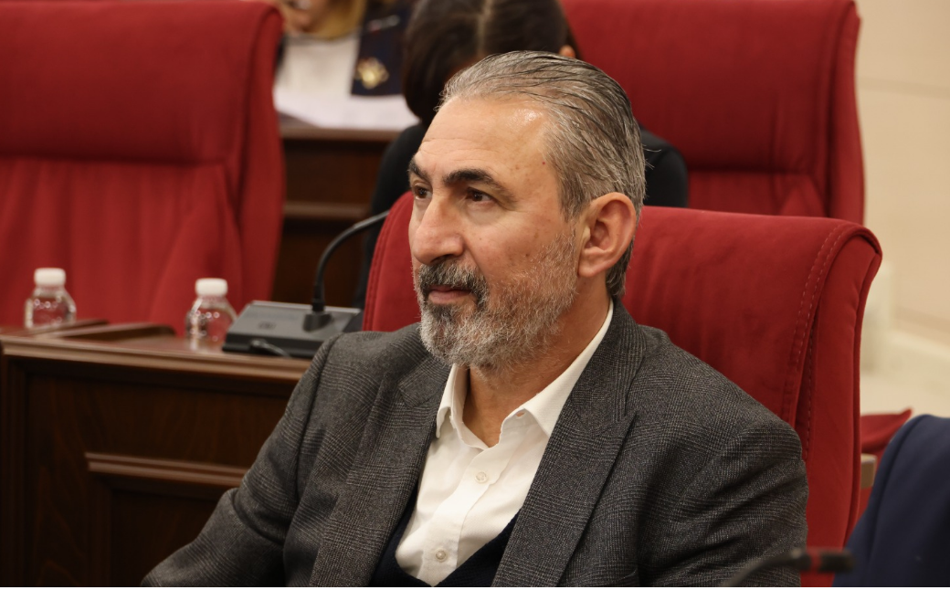 Bağımsız Milletvekili Tosunoğlu’nun oğlu Güney Kıbrıs’ta tutuklandı… Tosunoğlu: “Gözaltına alındığını öğrendik… İletişim kuramadık”