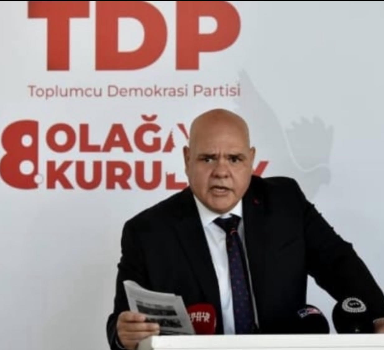 Özkunt: “Halka rağmen yapılan icraatların bedeli ağırdır”