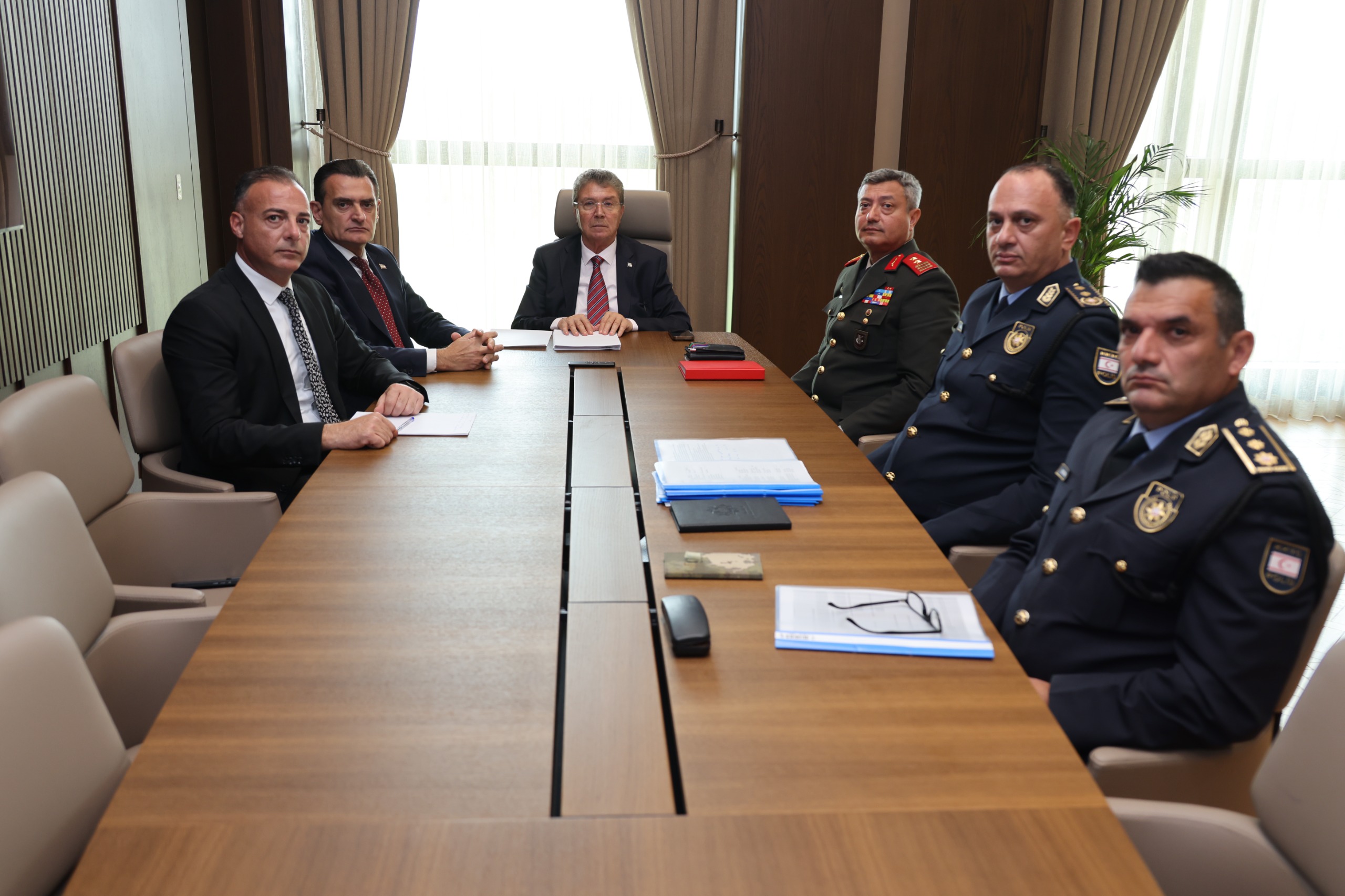Başbakanlık’ta iç güvenlik toplantısı.. Üstel: “Halkımızın huzurunu kimsenin bozmasına izin vermeyeceğiz”