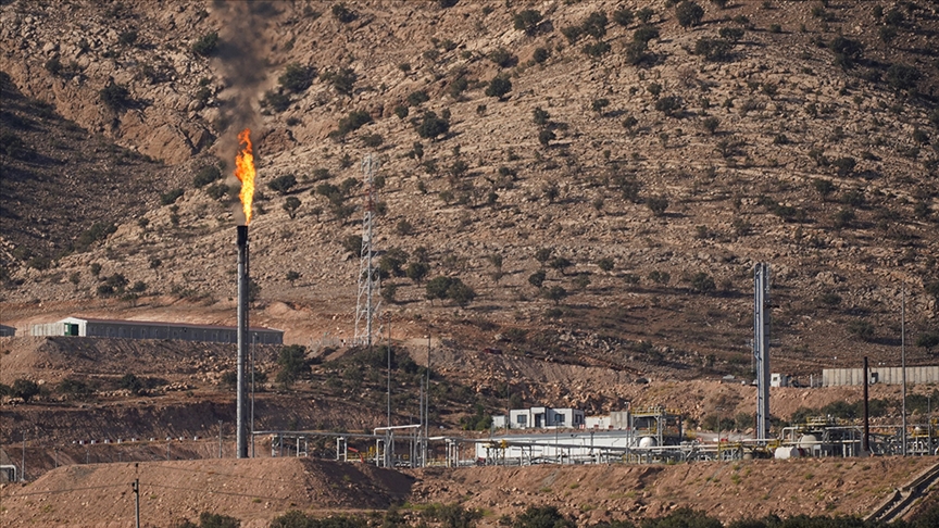 Brent petrolün varil fiyatı 100,94 dolar