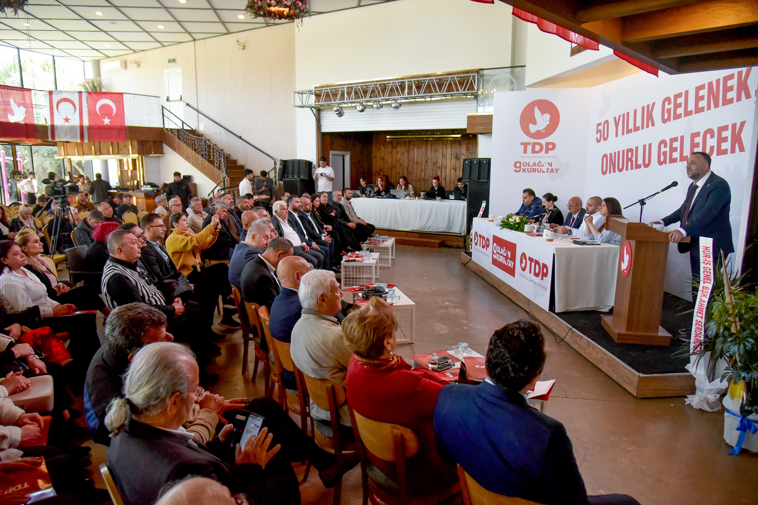 TDP’nin 9’uncu Olağan Kurultayı…Başkanlığına yeniden Zeki Çeler seçildi