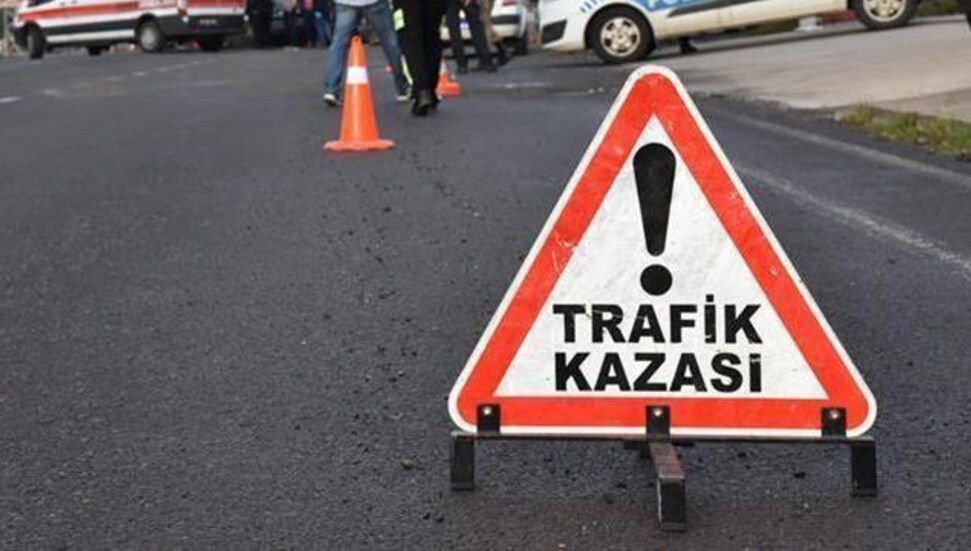 Traktör dere yatağına düştü, iki kişi yaşamını yitirdi