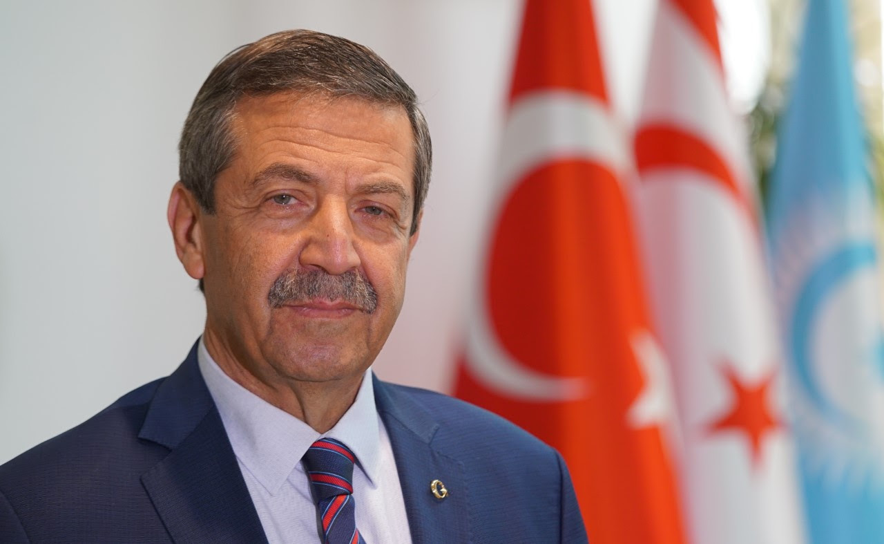 Bakan Ertuğruloğlu TRT’nin 62. kuruluş yıl dönümünü kutladı