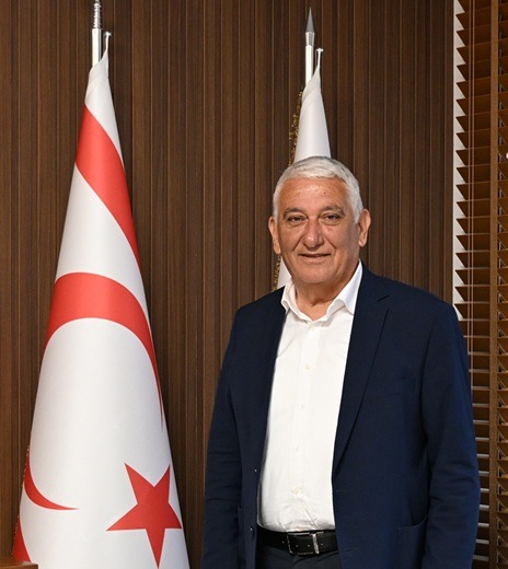 Özçınar, annelerin gününü kutladı, sağlık mutluluk ve huzur diledi