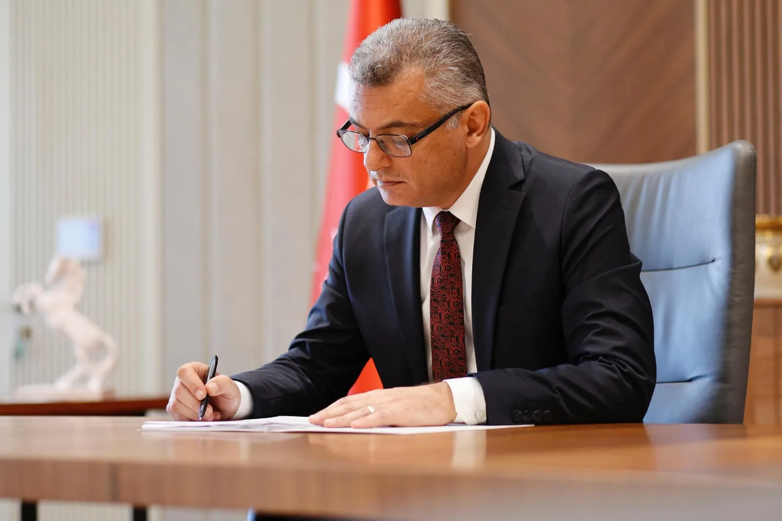 Cumhurbaşkanı Erhürman'dan Çalışkan ve Süleyman'a tebrik