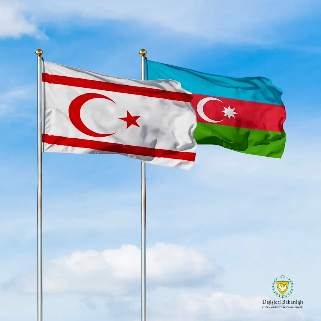 Dışişleri Bakanı Ertuğruloğlu, Azerbaycan’ın Bağımsızlık Günü’nü kutladı