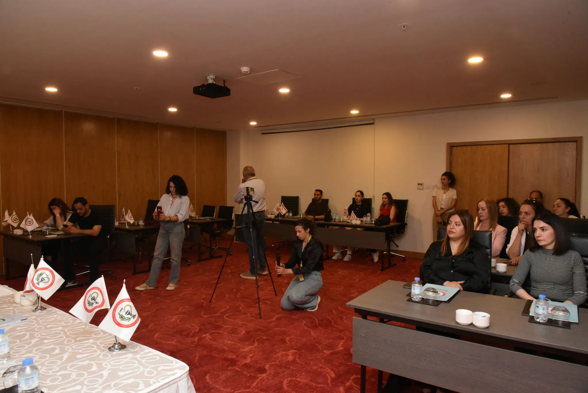 Eczacılar Birliği: "Ülkedeki tablo sürdürülebilir değil...Sektör yıldı"
