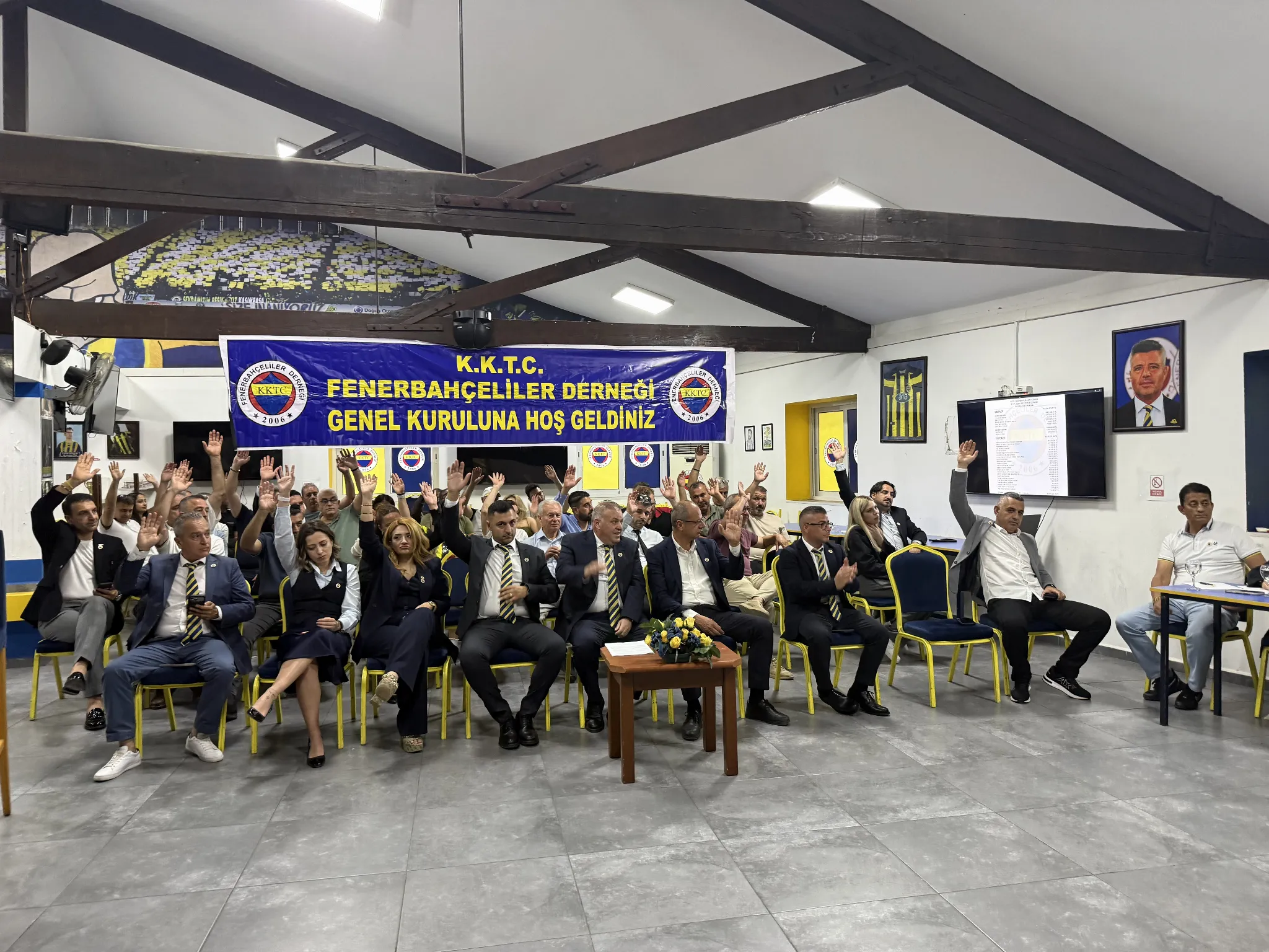 KKTC Fenerbahçeliler Derneği’nde Tolga Ahmet Raşit yeniden başkan seçildi