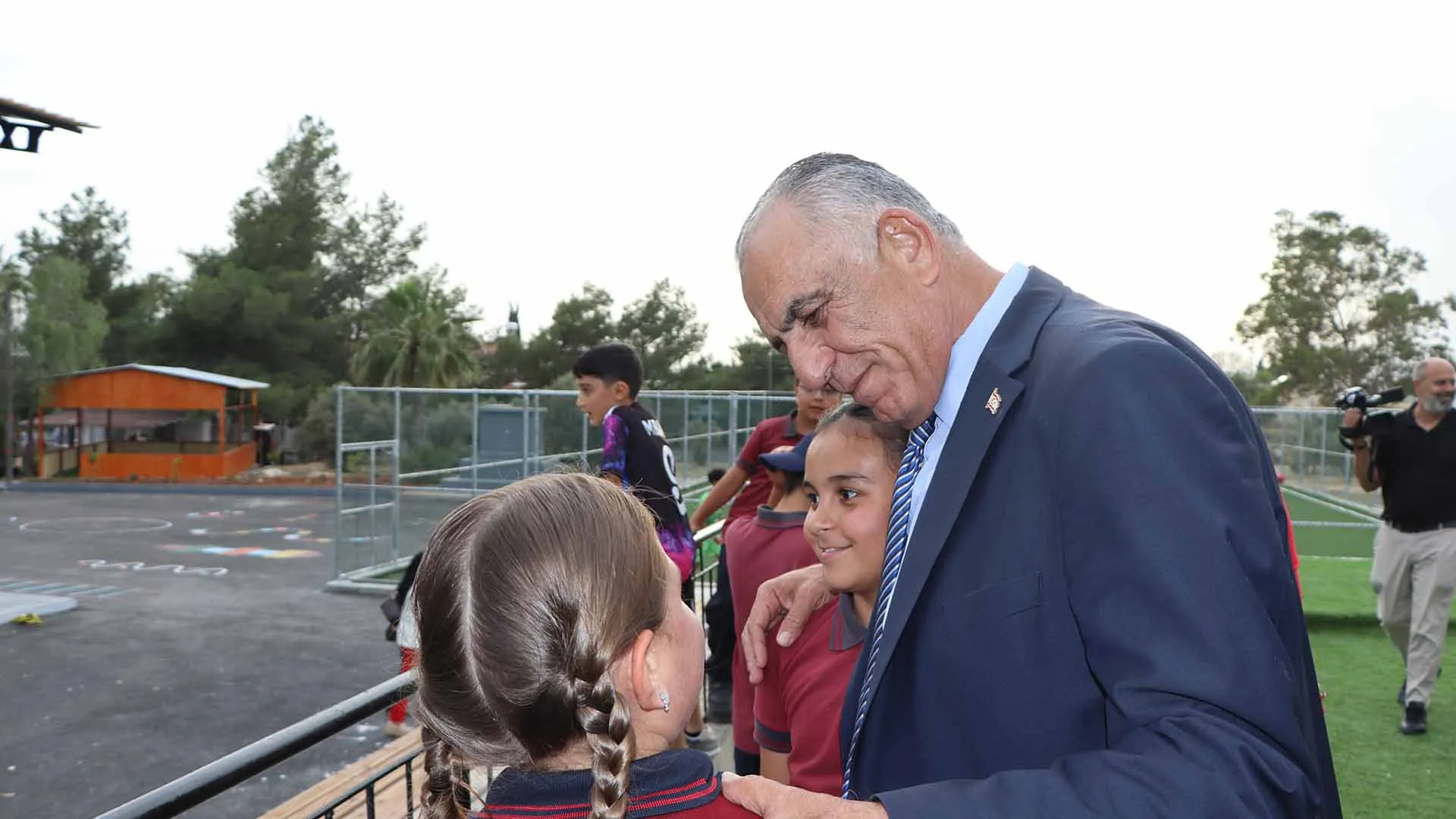 Şehit İlker Karter İlkokulu’nda Spor ve Yaşam Alanı açıldı, mezunlar buluşması düzenlendi