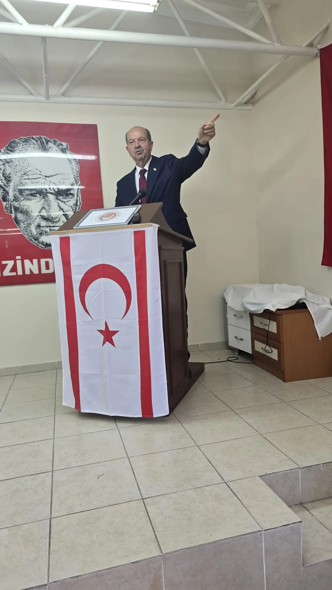 5. Cumhurbaşkanı Tatar, Kıbrıs Türk Kültür Derneği İstanbul Şubesi’ni ziyaret etti