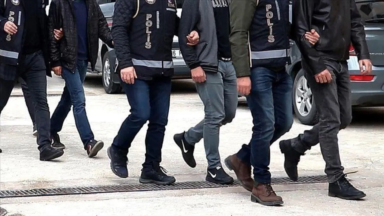 Beylikdüzü Belediyesi ve İmamoğlu İnşaat’a operasyon: 27 kişiye gözaltı