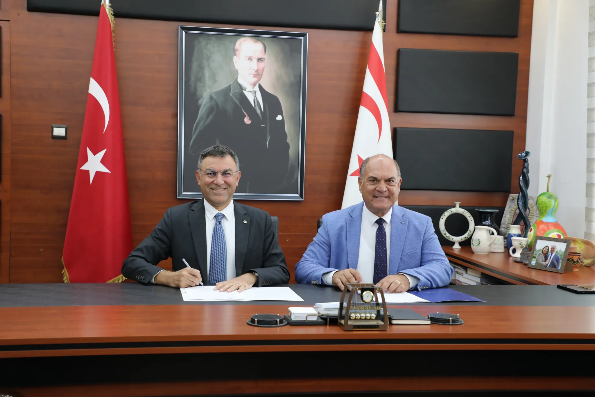 Değirmenlik Akıncılar Belediyesi ile Kuzey Kıbrıs Turkcell dijital dönüşüm protokolü imzaladı