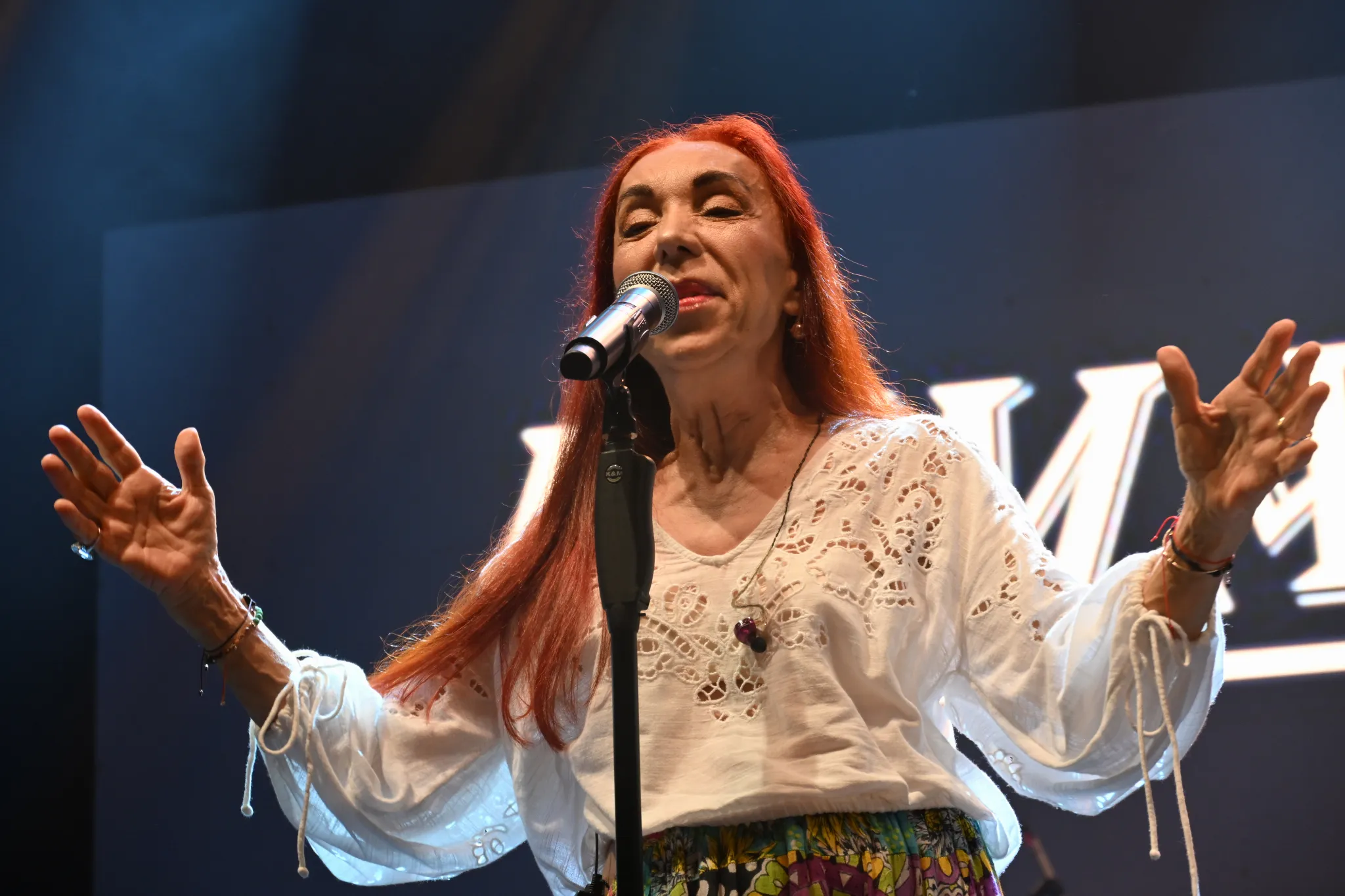 Güzelyurt Portakal Festivalinde Leman Sam sahne aldı