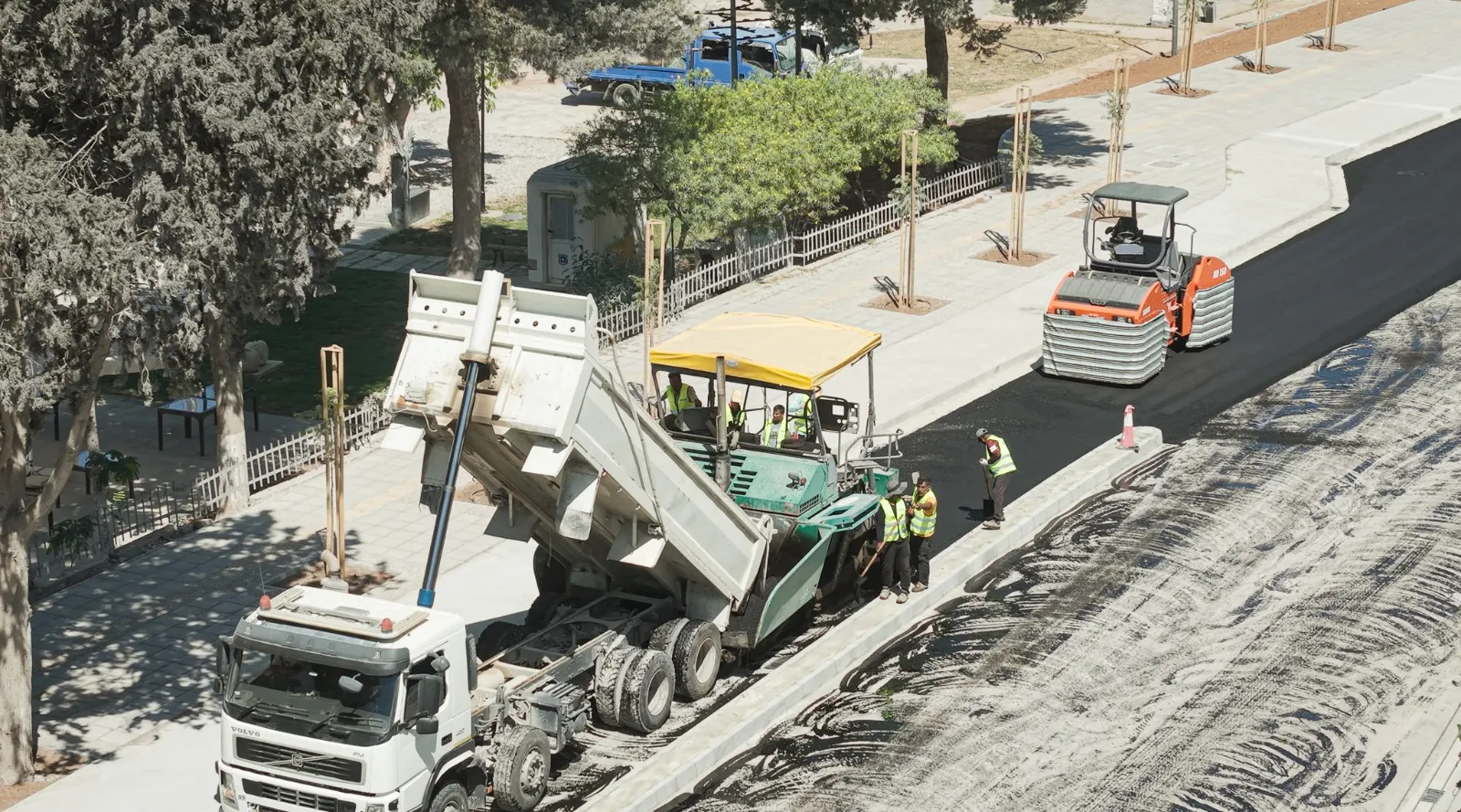 Salamis Yolunda asfaltlama başladı