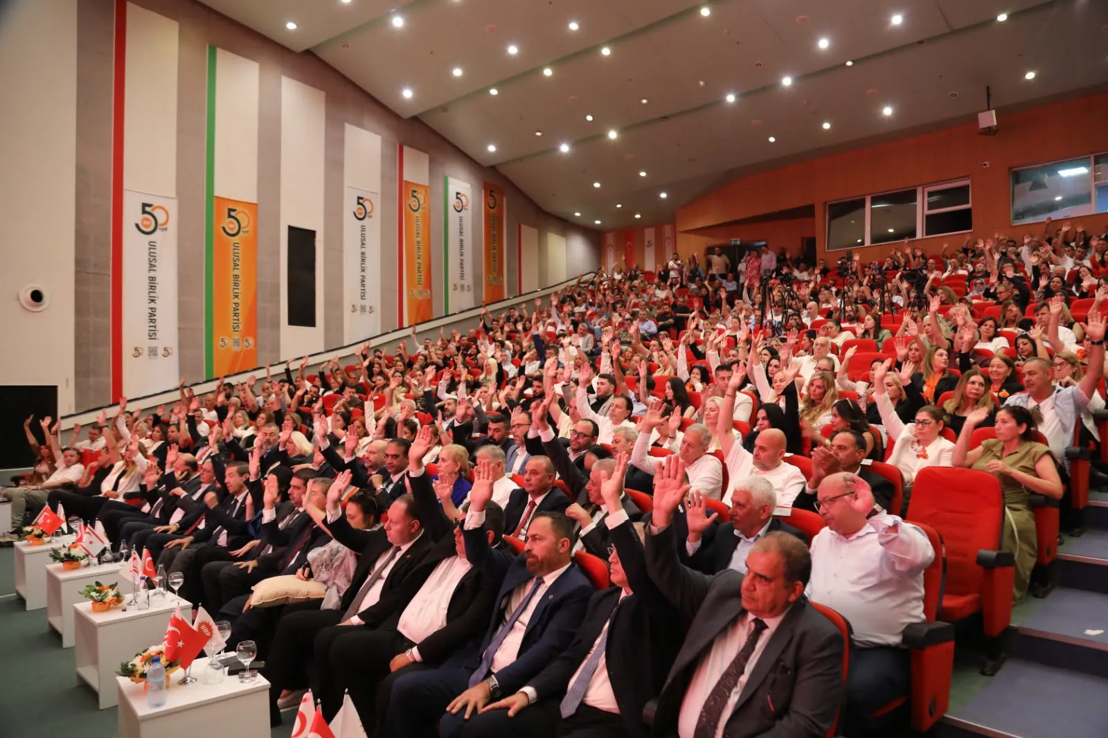Üstel: "Devletimizden, egemen eşitliğimizden, eşit uluslararası statümüzden, Kıbrıs Türk halkının haklarından taviz vermiyoruz”