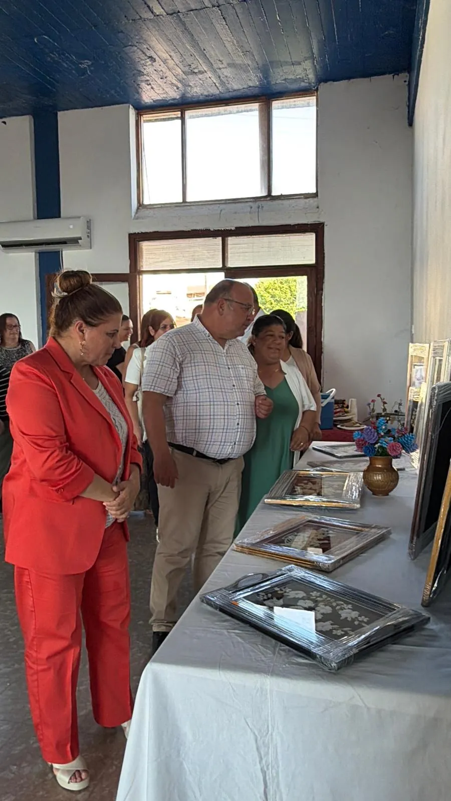 Yenierenköy Yaşam Boyu Eğitim Merkezi Sergisi Erenköy'de ziyarete açıldı