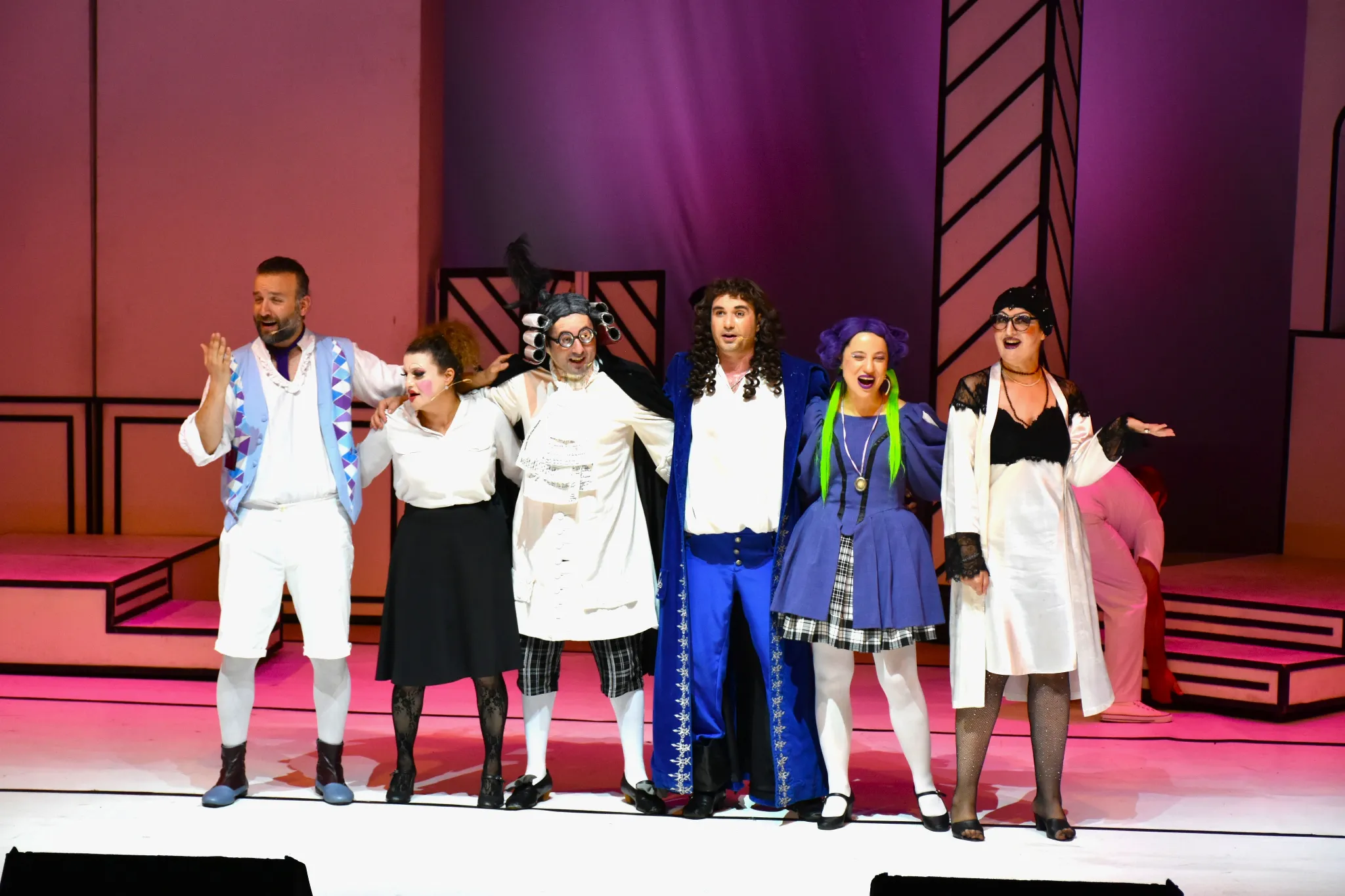 "22. Kıbrıs Tiyatro Festivali", Huysuz oyunu ile final yaptı