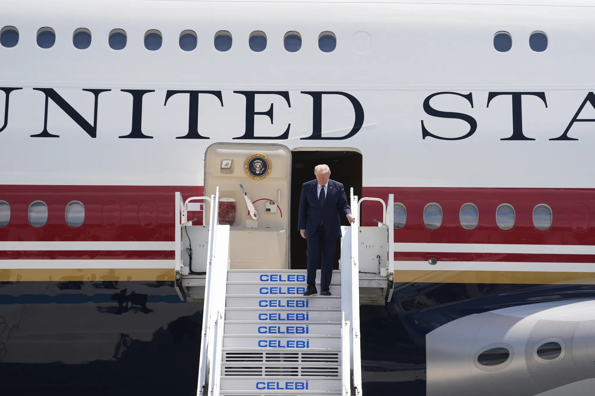 ABD Başkanı Trump Ankara’da… Trump'ı, Erdoğan karşıladı